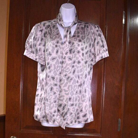 INC Silk Leopard Print Blouse Sz 14 L Gray Silver Button Up Chic Animal Print - Picture 2 of 16